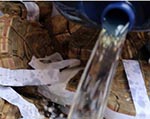 بانک مرکزی بیش از ۳۶۰ میلیون افغانی بانکنوت‌های فرسوده را آتش زد